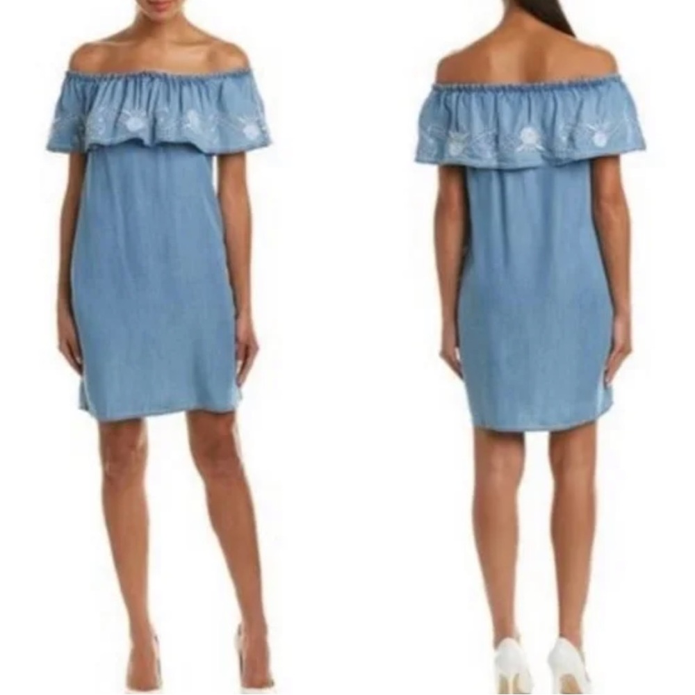 Off shoulder dress by Beach Lunch Lounge is NWT. Size large